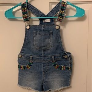 Epic Threads toddlers overalls